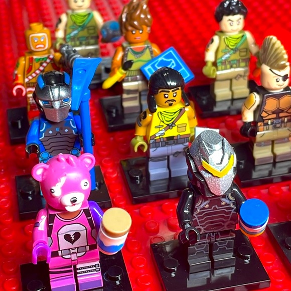 Fortnite * Updated listing - Picture 8 of 12